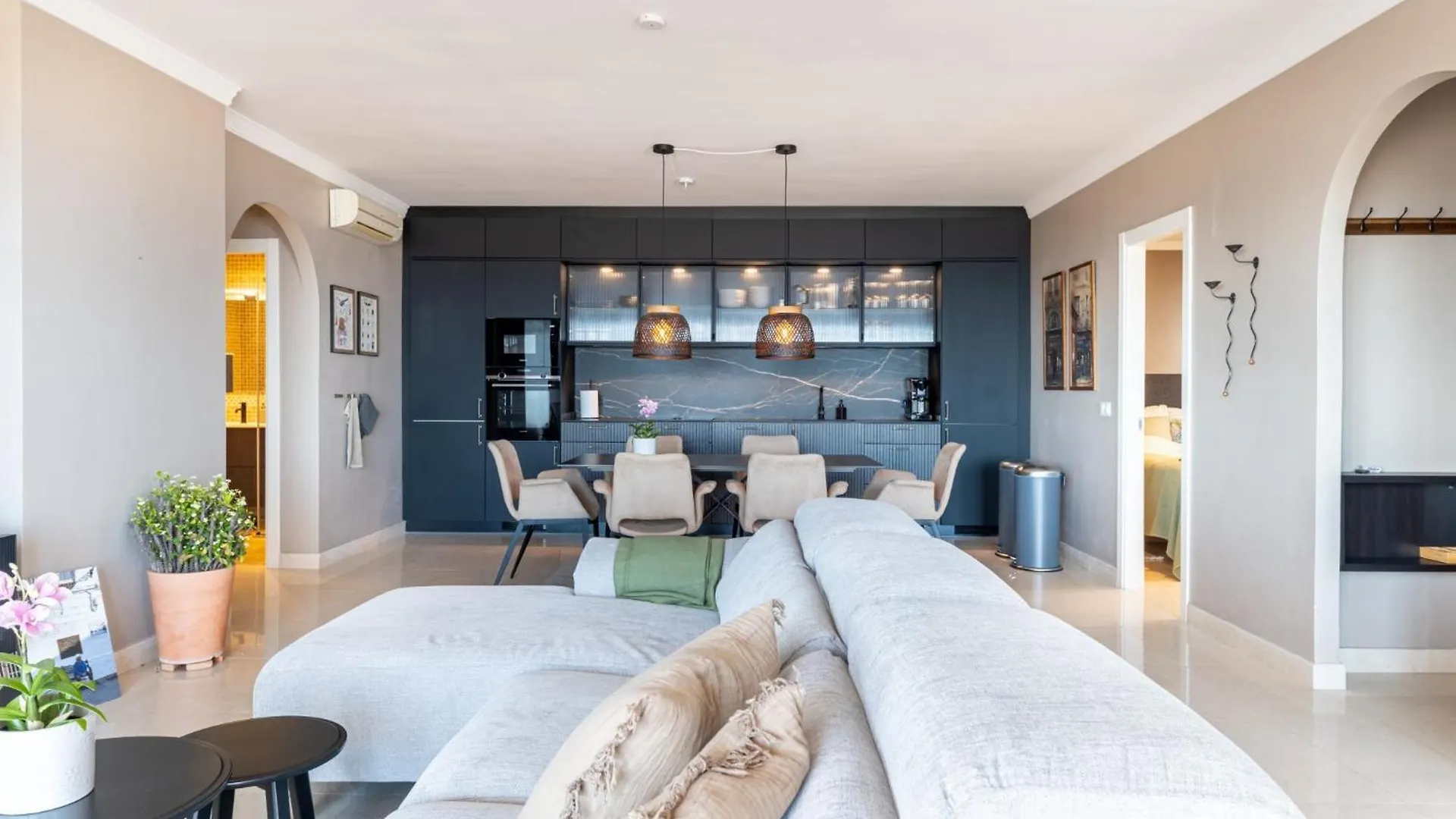 Luxurious & Elegant 3-Bed Apartment - Mijas Pueblo