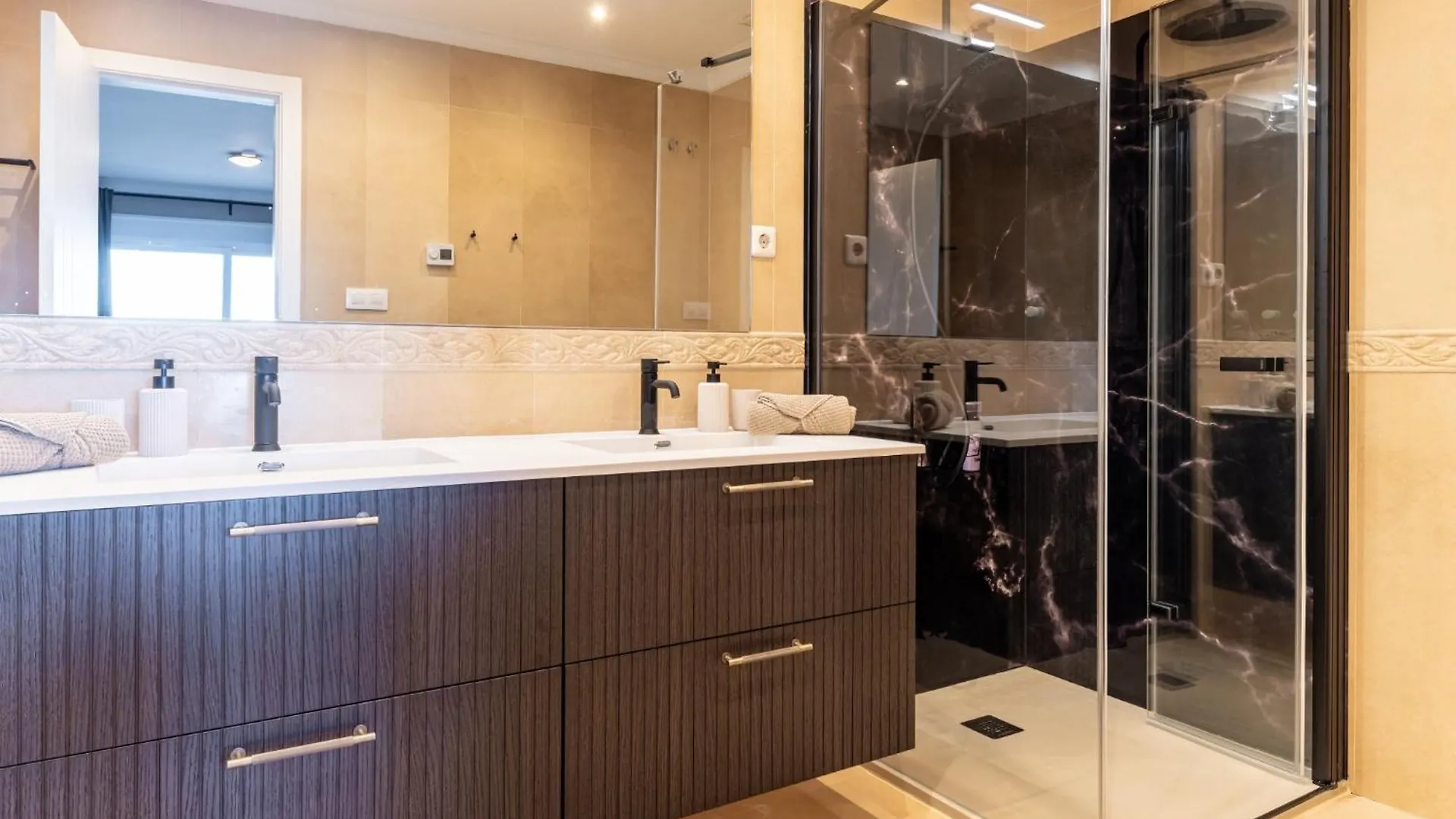 Luxurious & Elegant 3-Bed Apartment - Mijas Pueblo