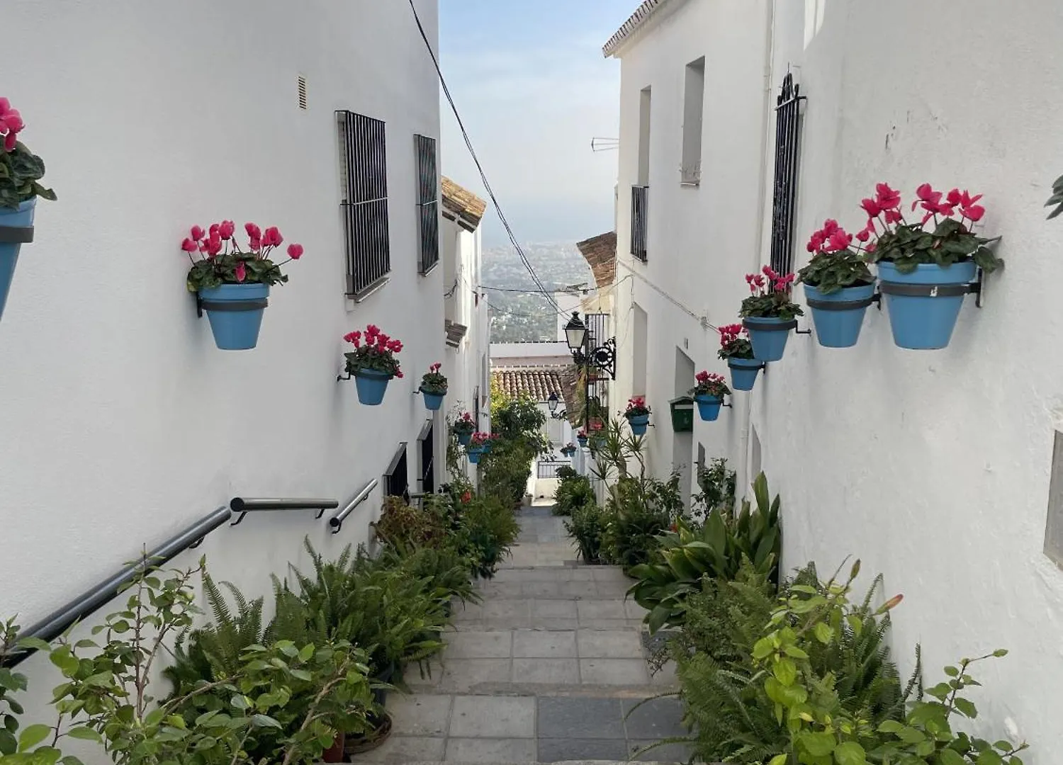 Luxurious & Elegant 3-Bed Apartment - Mijas Pueblo